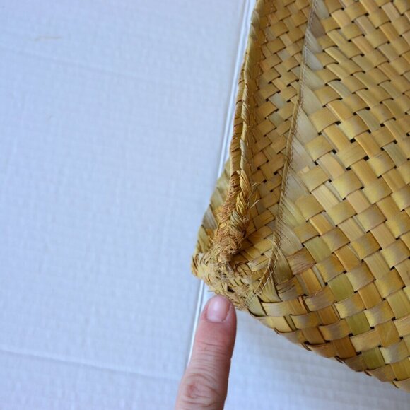 Vintage XL Straw Tote Bag - Picture 7 of 12